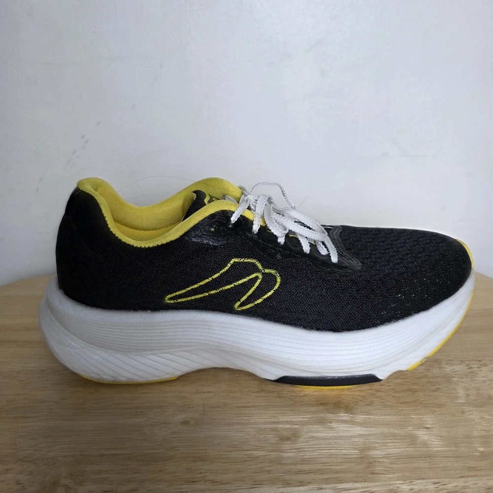 Newton CF1‎ Carbon Racer Running Shoes in Black Yellow Men's Size 7.5 Sneakers